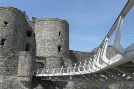 H_Castle_Header.jpg